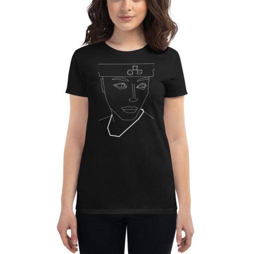 woman with hat and necklace black tshirt